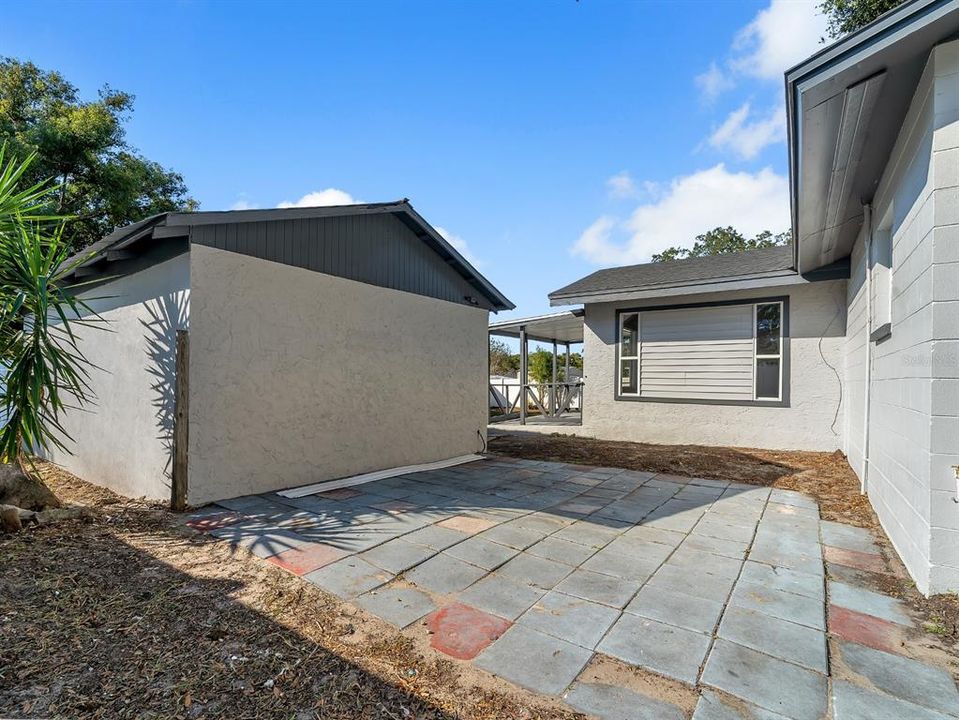 Под контрактом: $325,000 (4 спален, 2 ванн, 1608 Квадратных фут)