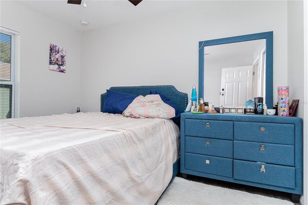 For Sale: $265,000 (3 beds, 2 baths, 1259 Square Feet)