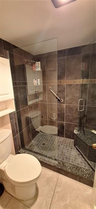 На продажу: $600,000 (2 спален, 2 ванн, 1255 Квадратных фут)