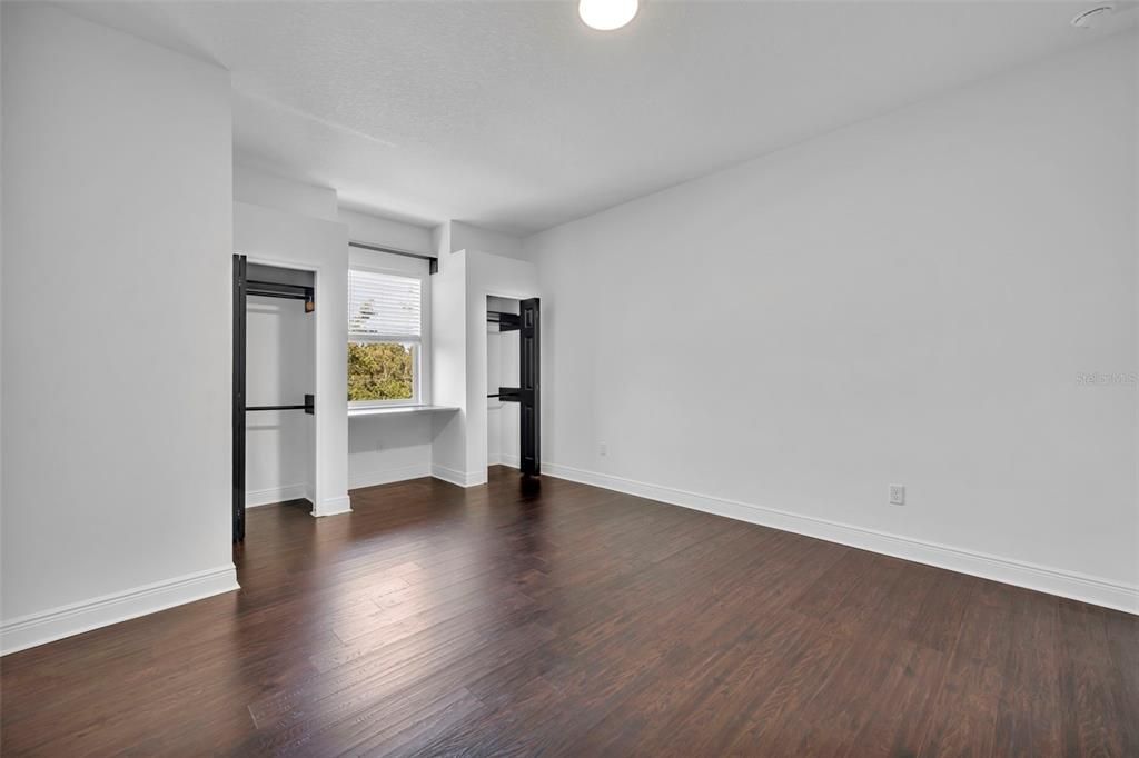 For Sale: $670,000 (4 beds, 3 baths, 3204 Square Feet)