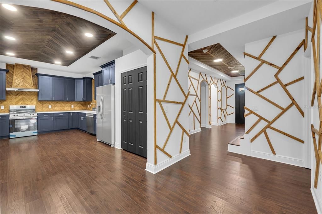 For Sale: $670,000 (4 beds, 3 baths, 3204 Square Feet)