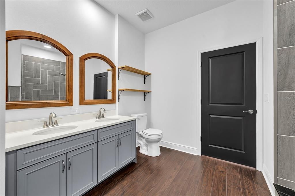 For Sale: $670,000 (4 beds, 3 baths, 3204 Square Feet)