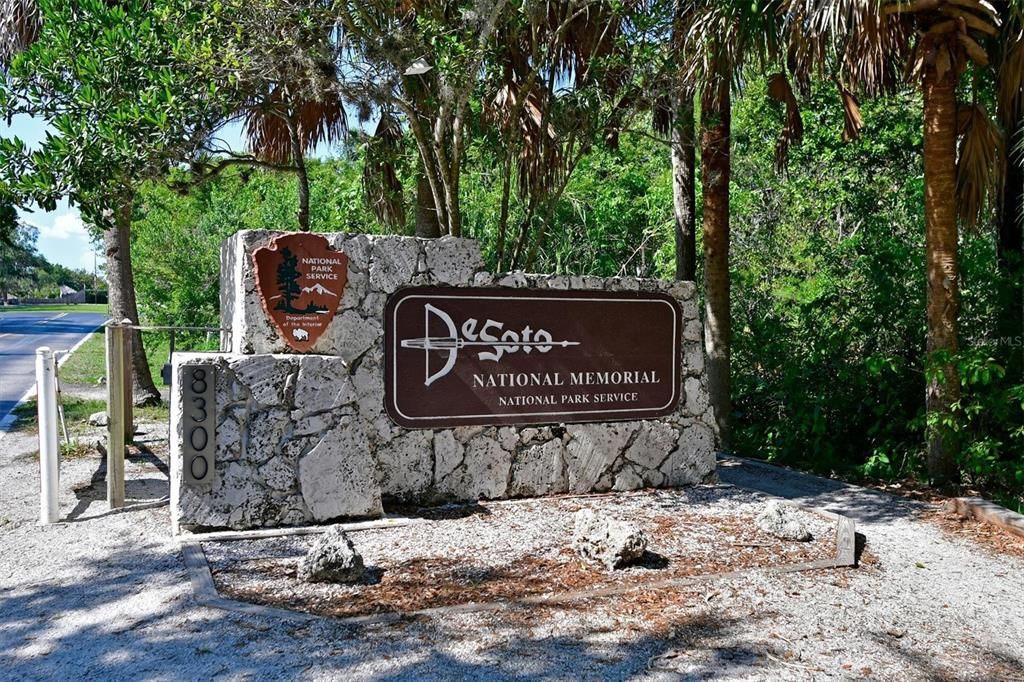 For Sale: $400,000 (3 beds, 2 baths, 1516 Square Feet)