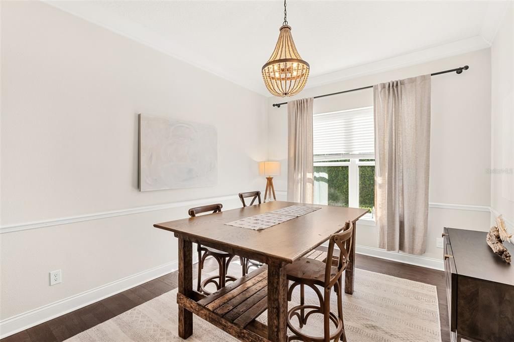 Под контрактом: $1,250,000 (4 спален, 4 ванн, 3805 Квадратных фут)