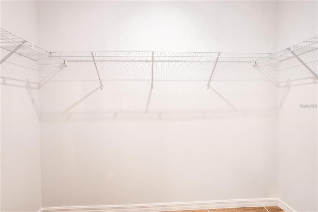 For Sale: $329,000 (4 beds, 2 baths, 1803 Square Feet)