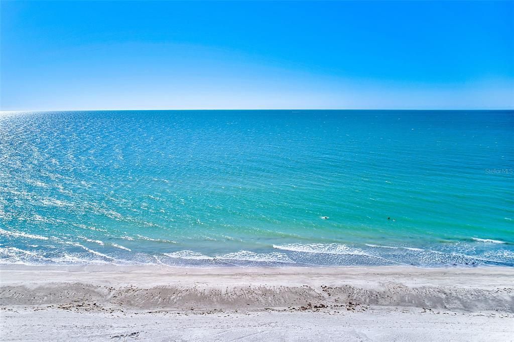 Под контрактом: $275,000 (1 спален, 1 ванн, 450 Квадратных фут)