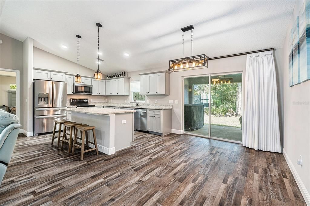 待售: $320,000 (3 贝兹, 2 浴室, 1767 平方英尺)