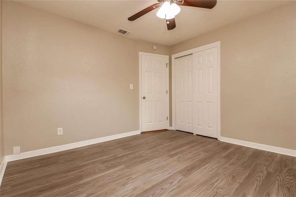 En Renta: $2,300 (3 camas, 2 baños, 1228 Pies cuadrados)