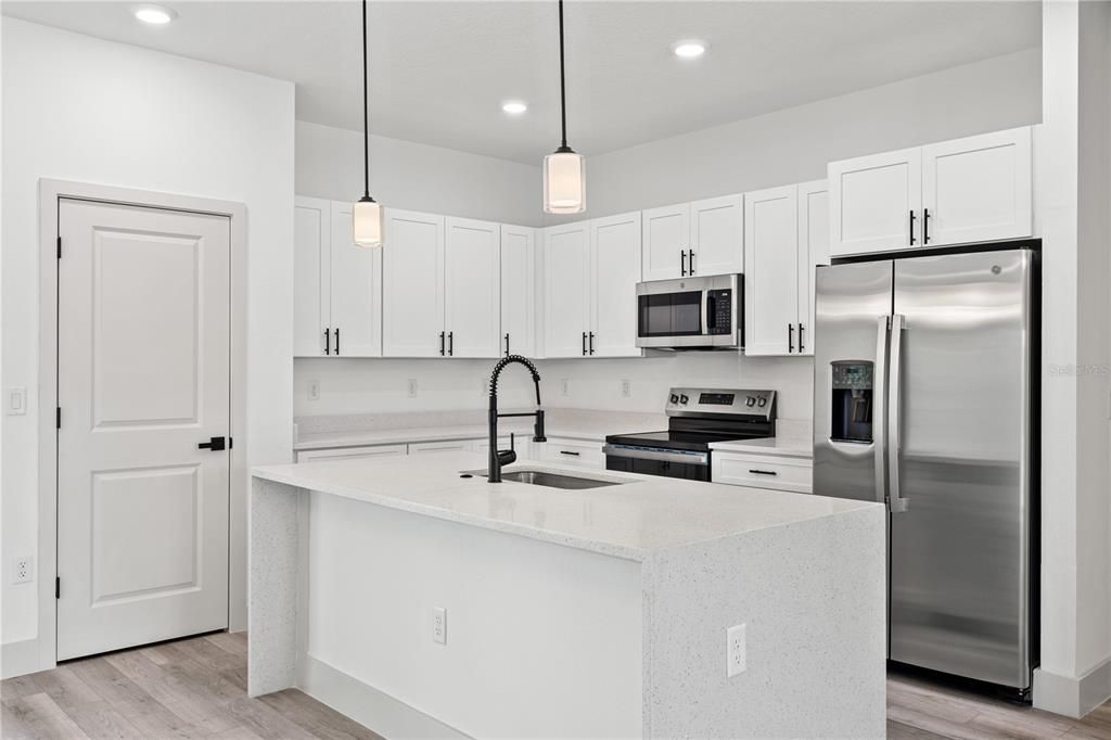 Active With Contract: $294,900 (4 beds, 2 baths, 1679 Square Feet)