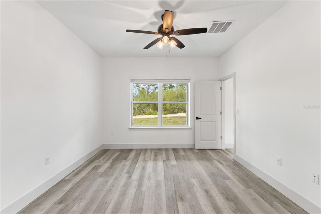 Active With Contract: $294,900 (4 beds, 2 baths, 1679 Square Feet)