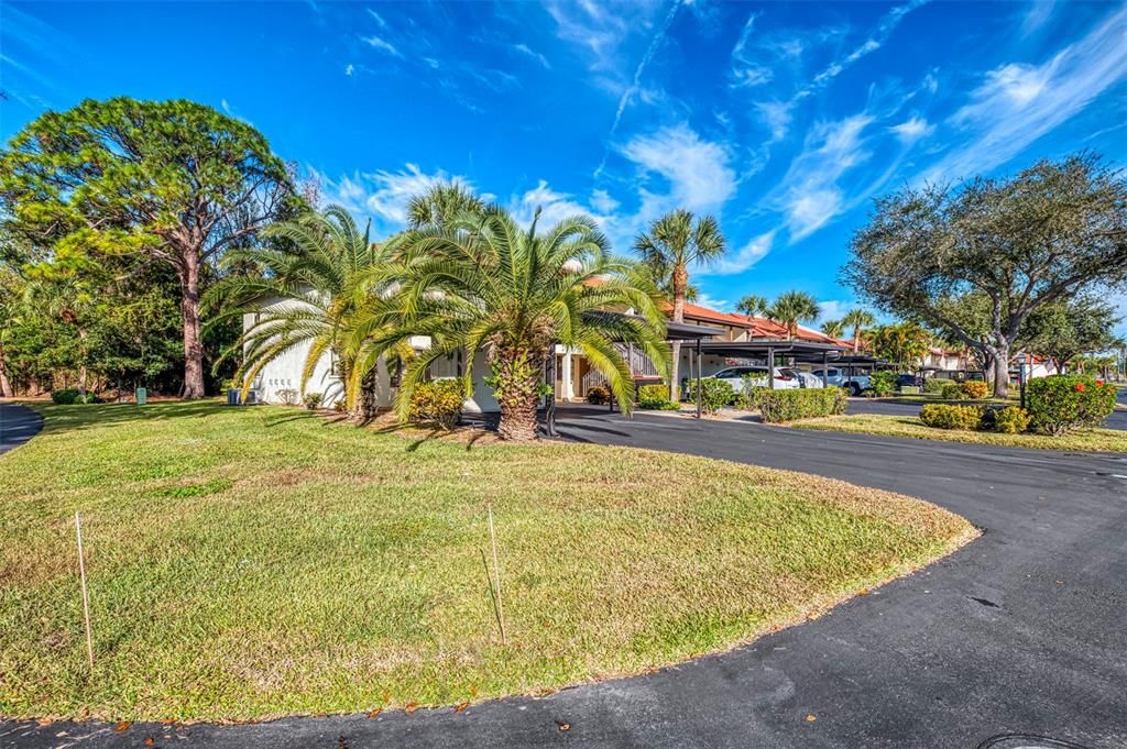 Activo con contrato: $184,000 (2 camas, 2 baños, 1112 Pies cuadrados)