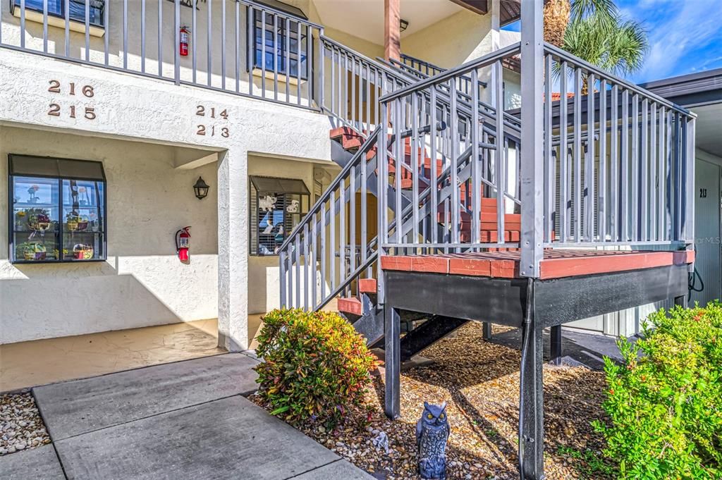 Activo con contrato: $184,000 (2 camas, 2 baños, 1112 Pies cuadrados)