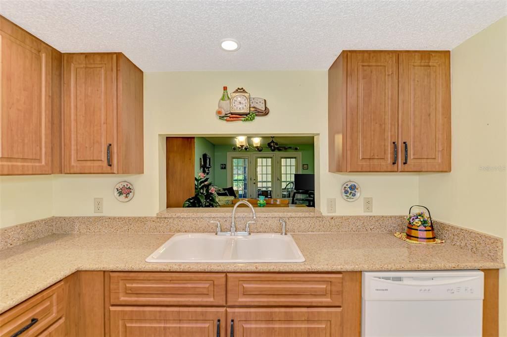 Activo con contrato: $184,000 (2 camas, 2 baños, 1112 Pies cuadrados)