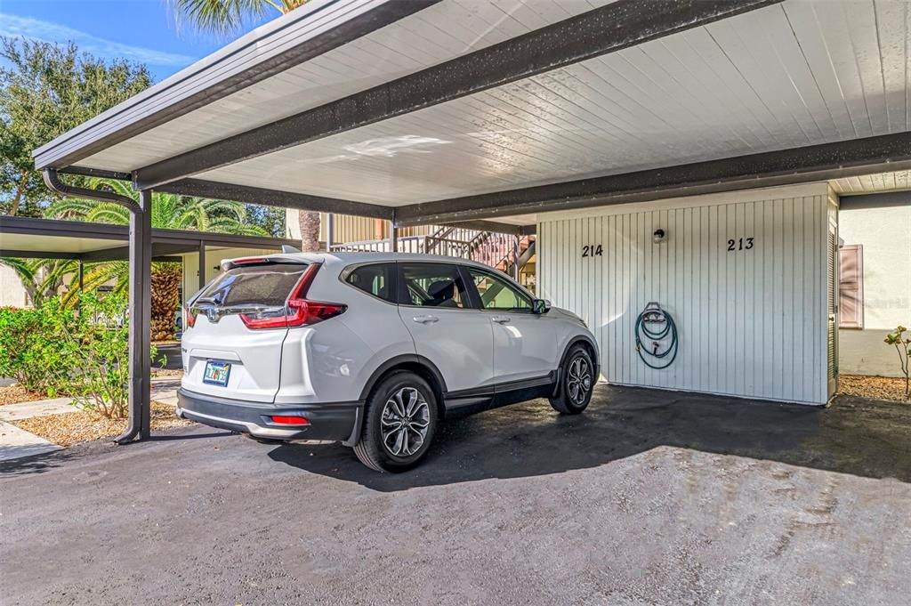 Activo con contrato: $184,000 (2 camas, 2 baños, 1112 Pies cuadrados)