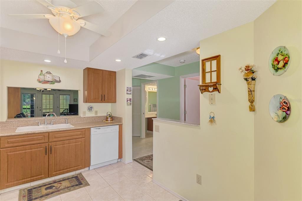 Activo con contrato: $184,000 (2 camas, 2 baños, 1112 Pies cuadrados)