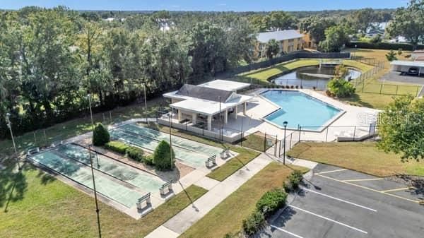 Activo con contrato: $178,000 (2 camas, 2 baños, 1116 Pies cuadrados)