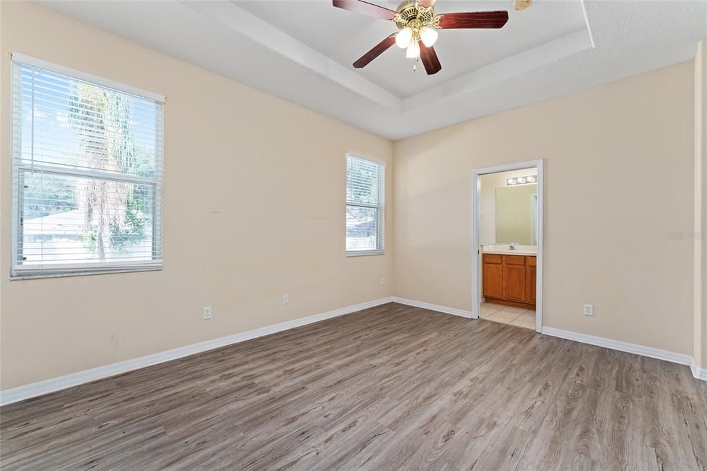 待售: $299,900 (3 贝兹, 2 浴室, 1419 平方英尺)