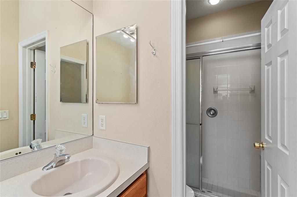 待售: $299,900 (3 贝兹, 2 浴室, 1419 平方英尺)