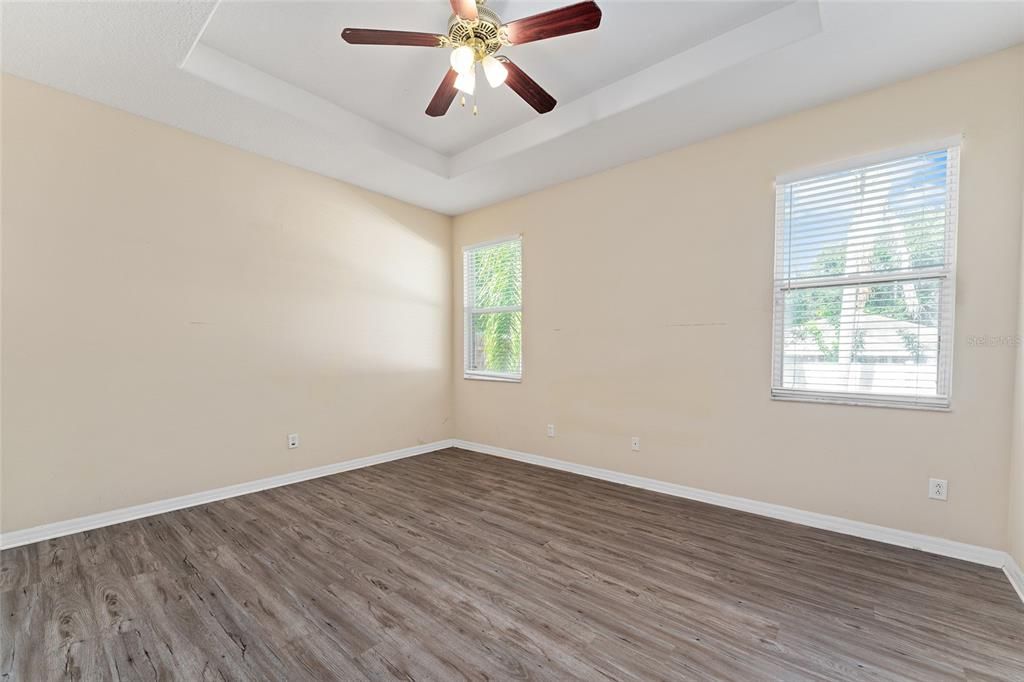 待售: $299,900 (3 贝兹, 2 浴室, 1419 平方英尺)