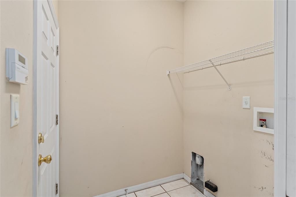 待售: $299,900 (3 贝兹, 2 浴室, 1419 平方英尺)