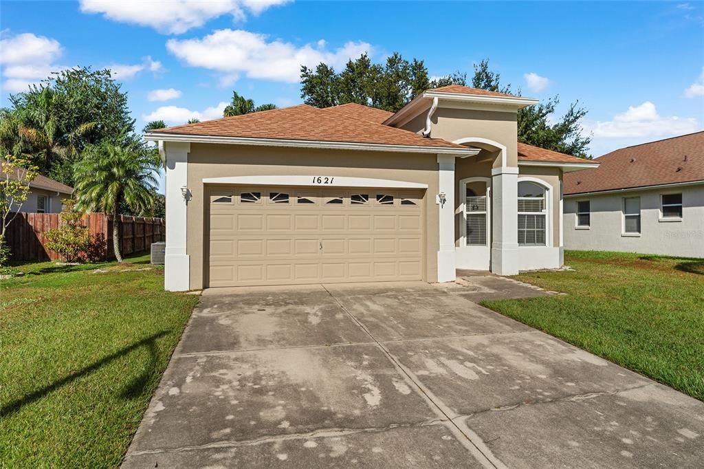 待售: $299,900 (3 贝兹, 2 浴室, 1419 平方英尺)