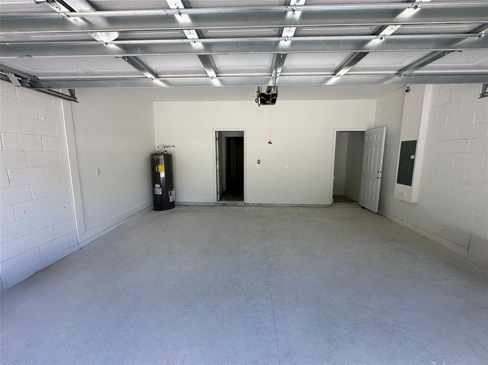 For Sale: $284,900 (4 beds, 2 baths, 1551 Square Feet)