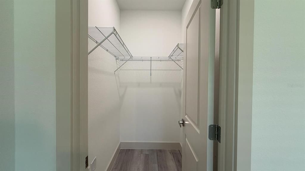 For Sale: $284,900 (4 beds, 2 baths, 1551 Square Feet)