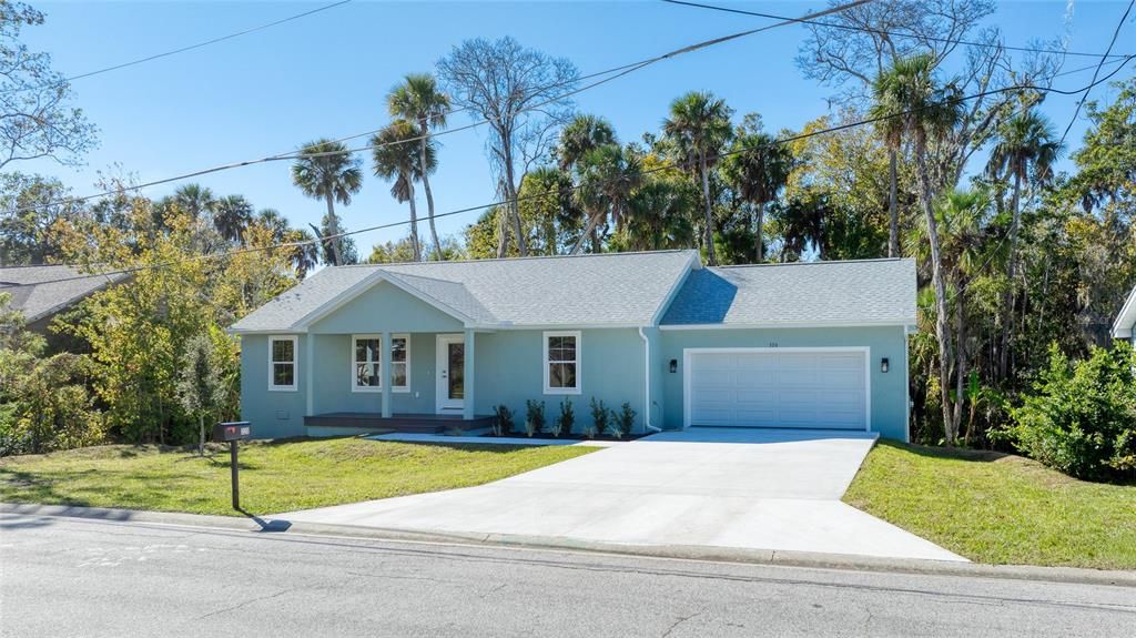 For Sale: $329,900 (3 beds, 2 baths, 1320 Square Feet)