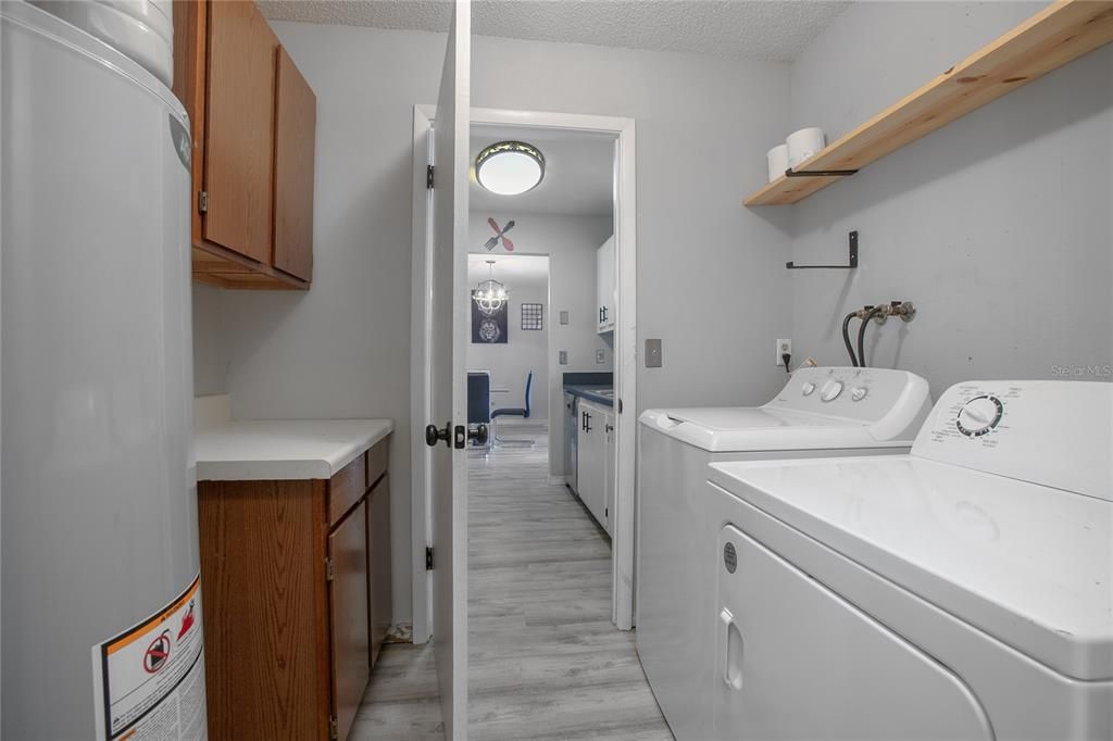 En Venta: $280,000 (2 camas, 2 baños, 1036 Pies cuadrados)