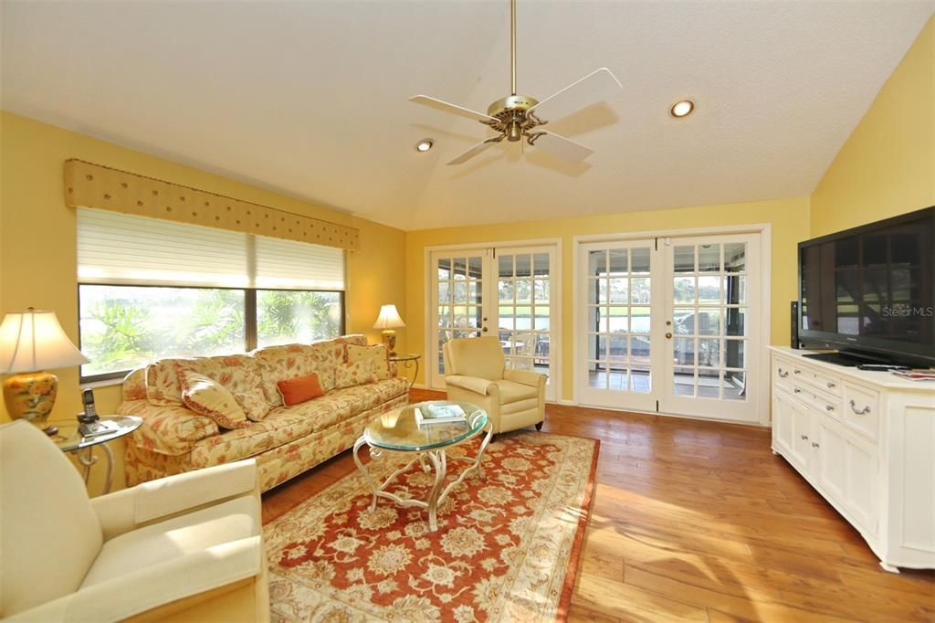 В аренду: $2,650 (3 спален, 2 ванн, 2168 Квадратных фут)