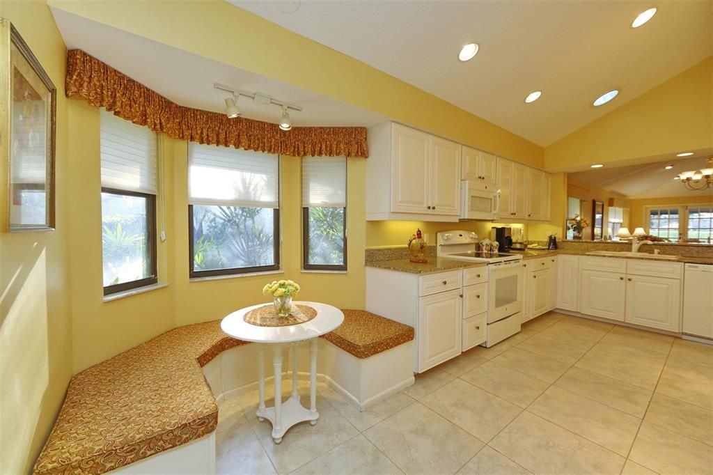 В аренду: $2,650 (3 спален, 2 ванн, 2168 Квадратных фут)