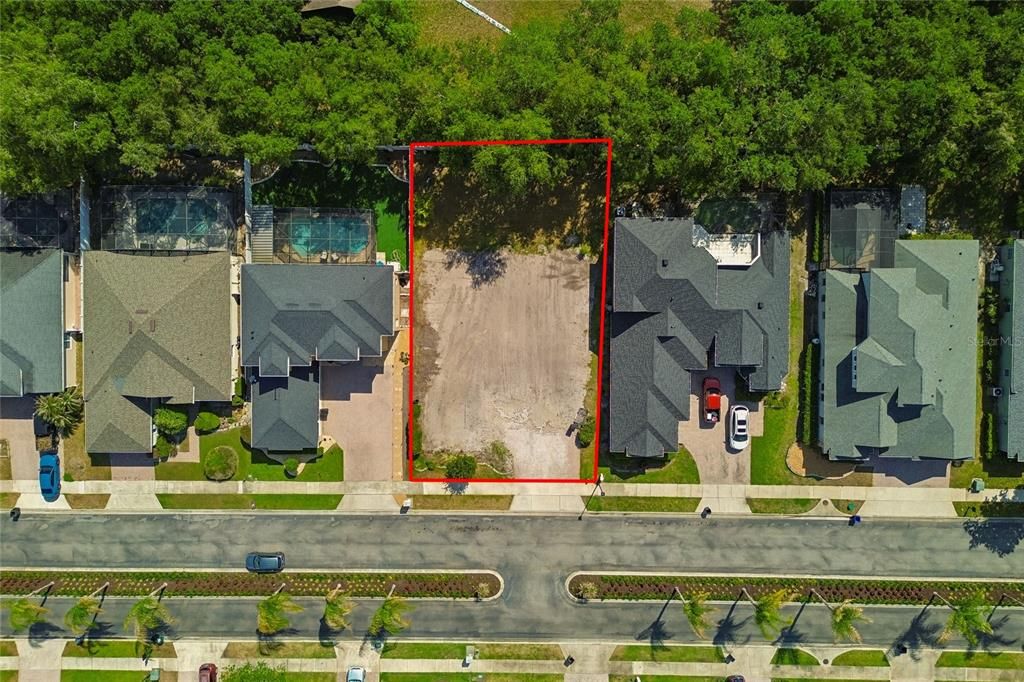 Activo con contrato: $218,500 (0.20 acres)