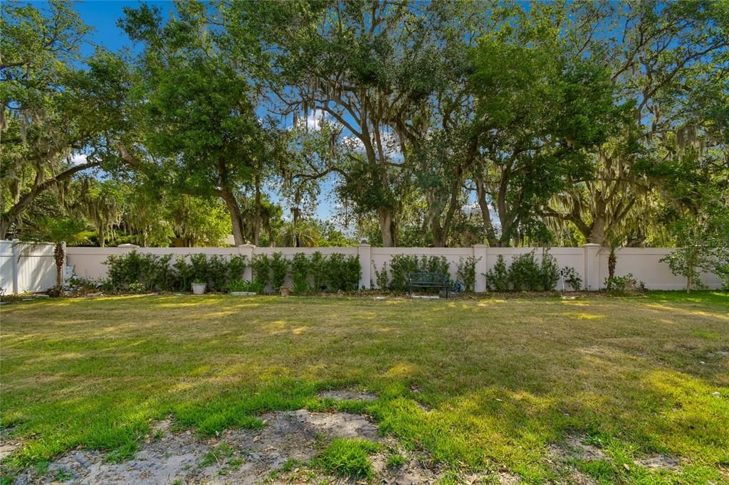 Activo con contrato: $218,500 (0.20 acres)