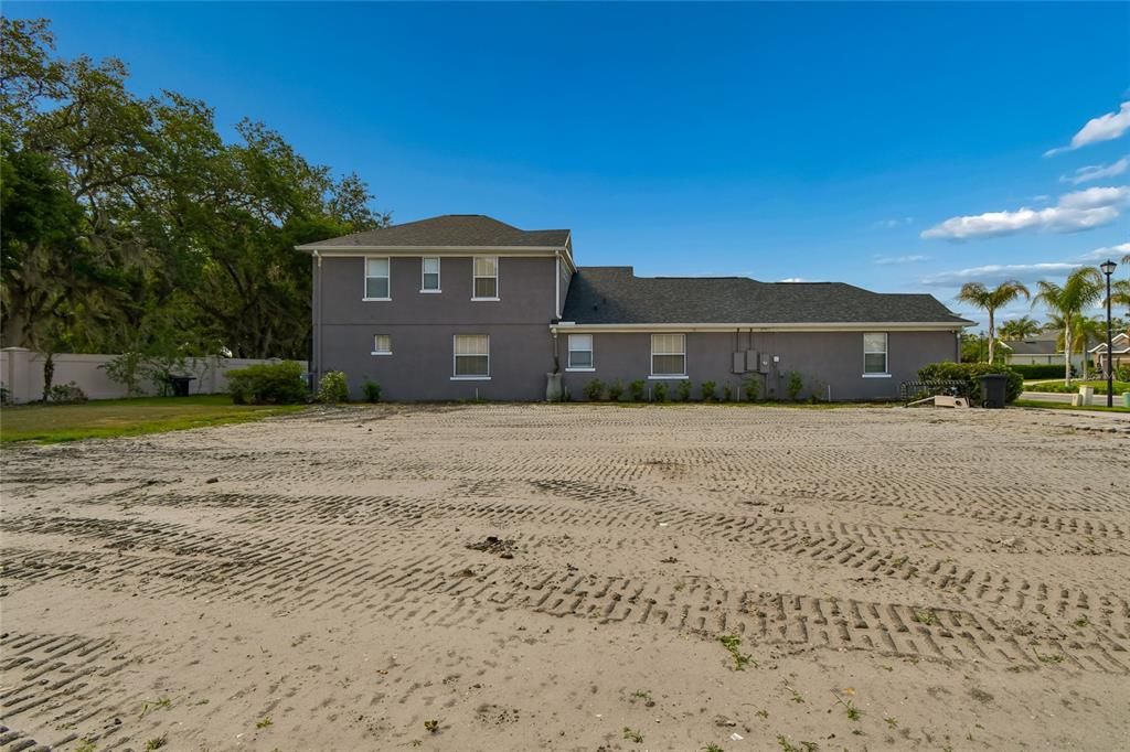 Activo con contrato: $218,500 (0.20 acres)
