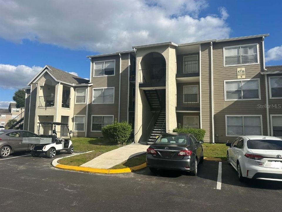 Recently Rented: $1,200 (1 beds, 1 baths, 560 Square Feet)