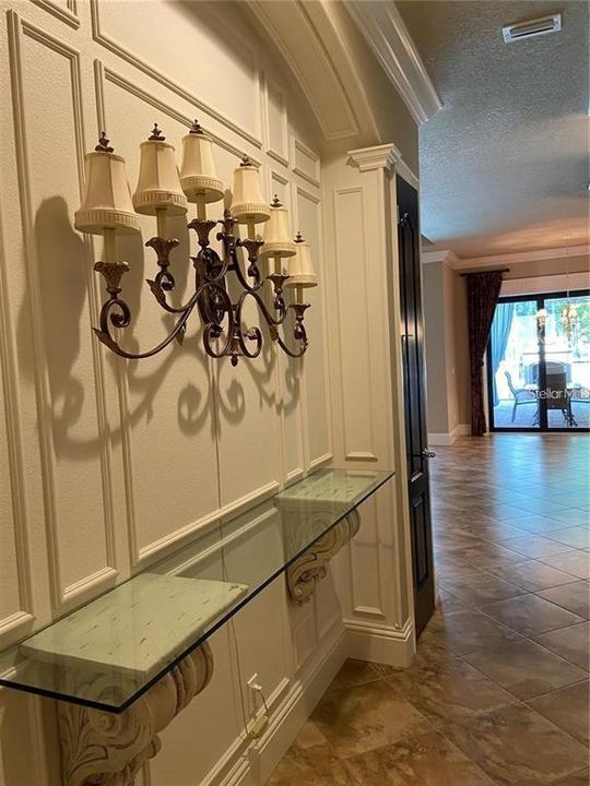 For Rent: $4,425 (3 beds, 3 baths, 2717 Square Feet)