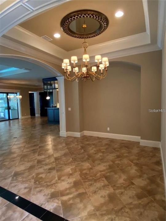 For Rent: $4,425 (3 beds, 3 baths, 2717 Square Feet)