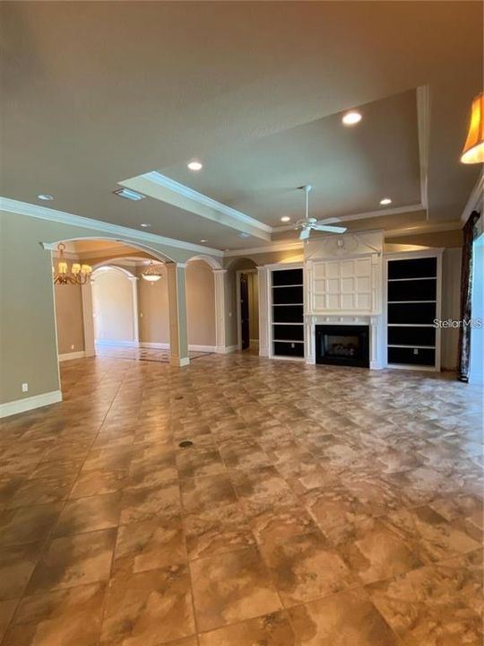 For Rent: $4,425 (3 beds, 3 baths, 2717 Square Feet)