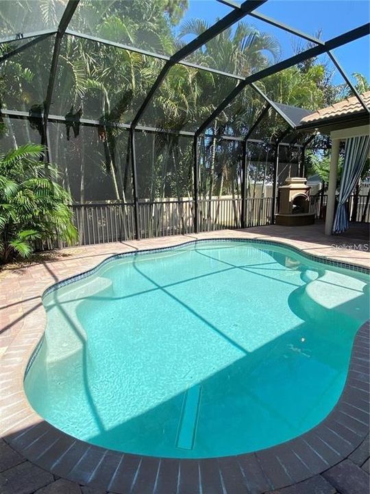 For Rent: $4,425 (3 beds, 3 baths, 2717 Square Feet)