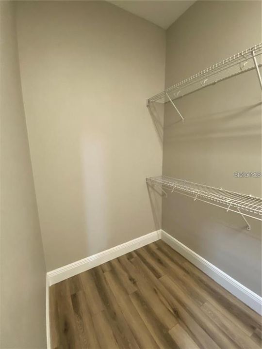 For Rent: $4,425 (3 beds, 3 baths, 2717 Square Feet)