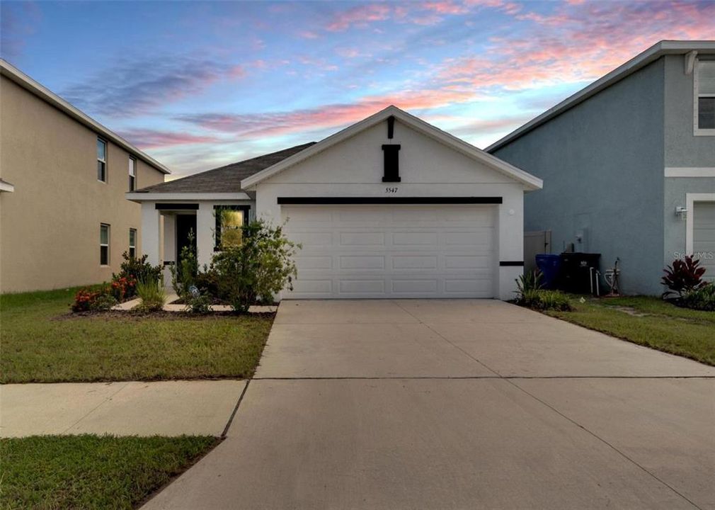 For Sale: $334,500 (3 beds, 2 baths, 1516 Square Feet)