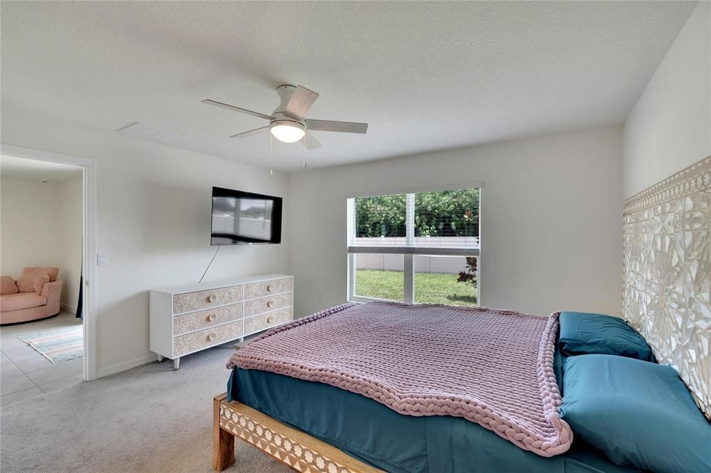 For Sale: $334,500 (3 beds, 2 baths, 1516 Square Feet)