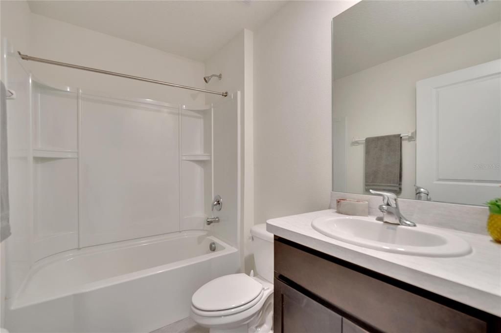 For Sale: $334,500 (3 beds, 2 baths, 1516 Square Feet)