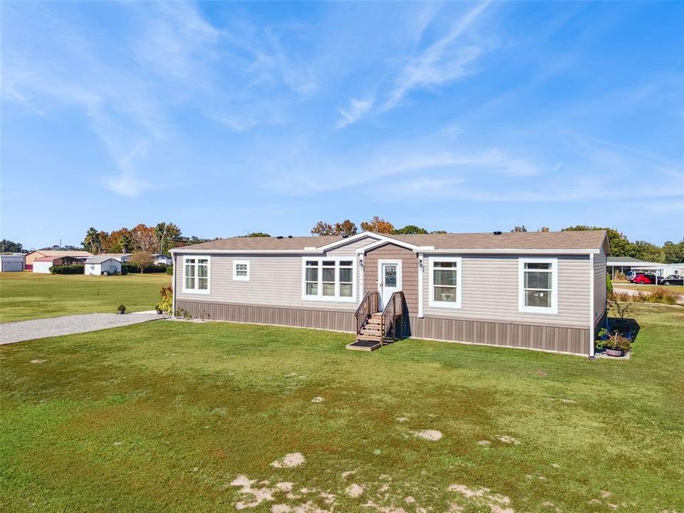 En Venta: $285,900 (4 camas, 2 baños, 2010 Pies cuadrados)