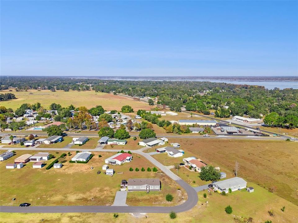 En Venta: $285,900 (4 camas, 2 baños, 2010 Pies cuadrados)