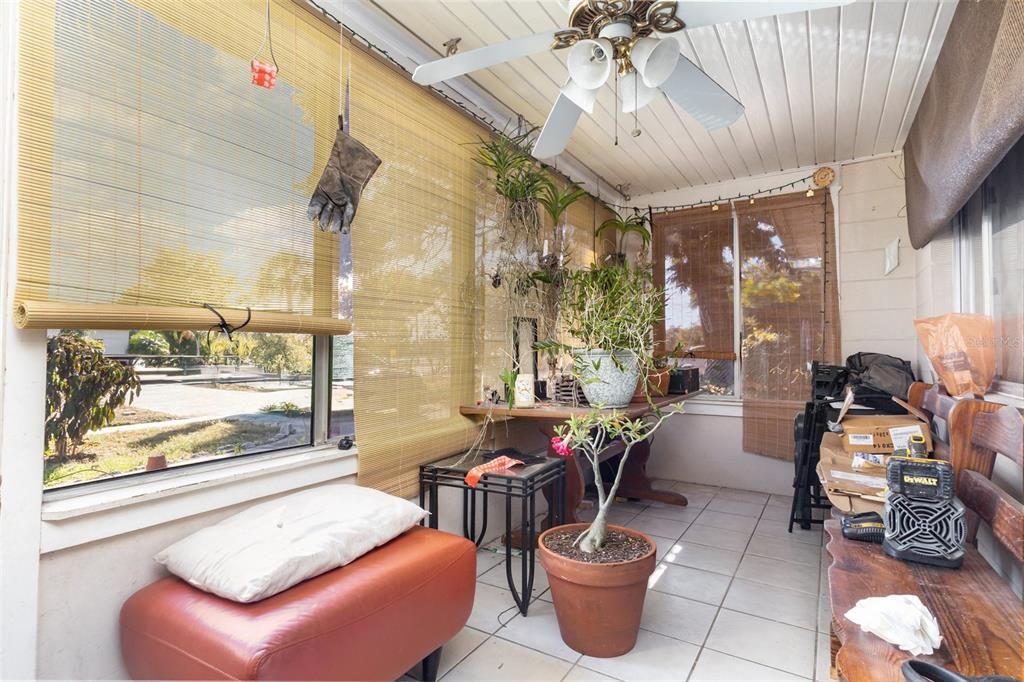 Activo con contrato: $200,000 (4 camas, 2 baños, 1398 Pies cuadrados)