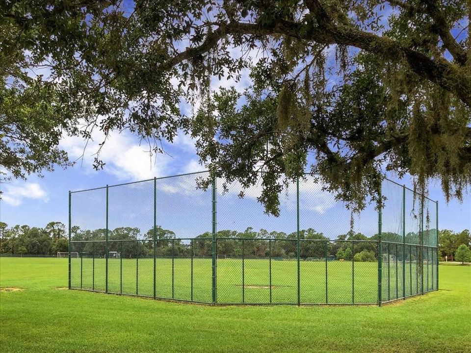 Active With Contract: $240,000 (3 beds, 2 baths, 1276 Square Feet)