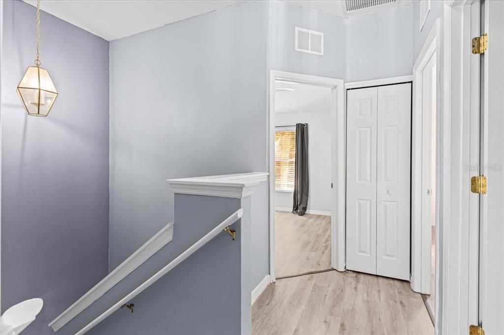 Active With Contract: $240,000 (3 beds, 2 baths, 1276 Square Feet)