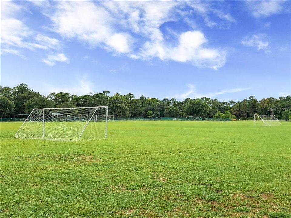 Active With Contract: $240,000 (3 beds, 2 baths, 1276 Square Feet)