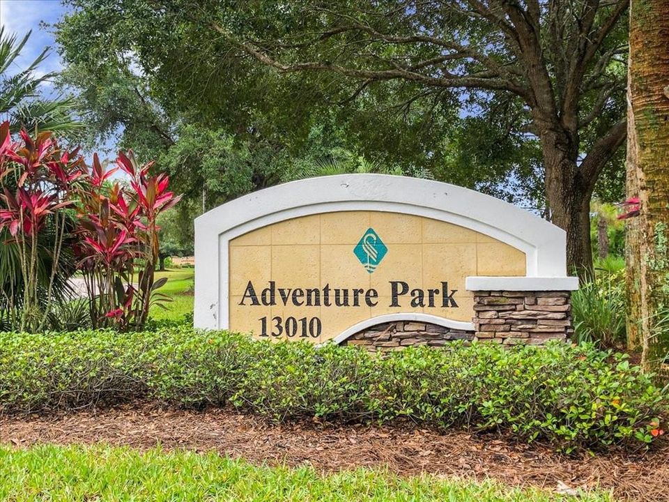 Active With Contract: $240,000 (3 beds, 2 baths, 1276 Square Feet)